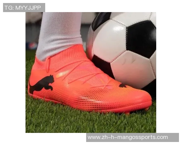 粉色足球鞋球星同款展现魅力速度与力量结合让你在赛场上独领风骚 粉色足球鞋球星同款展现魅力速度与力量结合让你在赛场上独领风骚