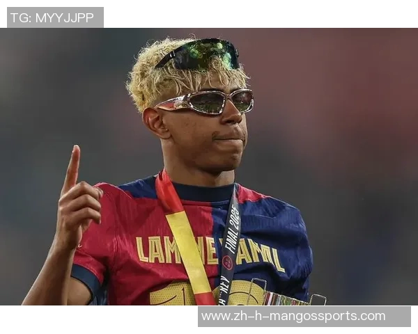 足球场上的搞笑天才:那些让你捧腹大笑的球星瞬间 足球场上的搞笑天才:那些让你捧腹大笑的球星瞬间